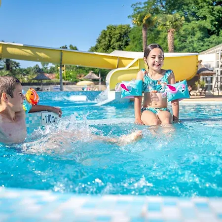 Κάμπινγκ Flower Au Bois Des Biches 4*