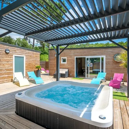 Flower Au Bois Des Biches 4* Saint-Hilaire-de-Riez