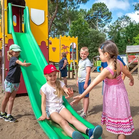 Flower Au Bois Des Biches Saint-Hilaire-de-Riez