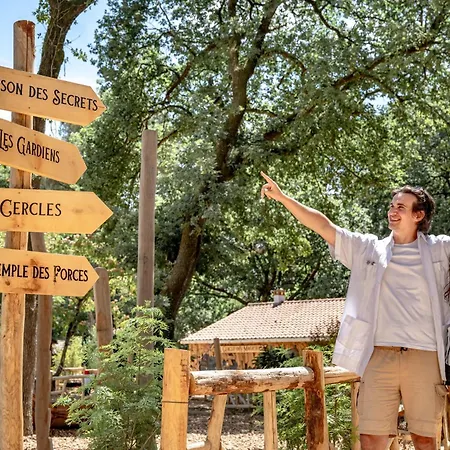 Flower Au Bois Des Biches 4* Saint-Hilaire-de-Riez