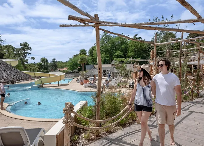 Flower Au Bois Des Biches 4* Saint-Hilaire-de-Riez