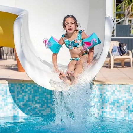 Kamp alanı Flower Au Bois Des Biches