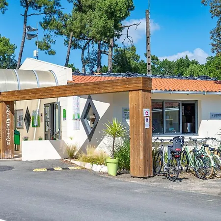 Flower Les Biches Campsite 4*