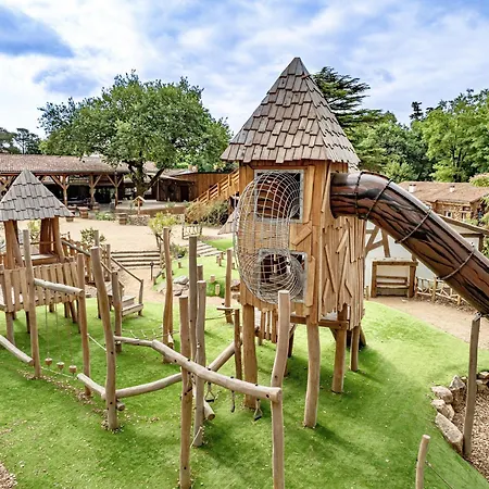 Parque de Campismo Flower Au Bois Des Biches 4*