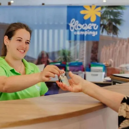 Kamp alanı Flower Au Bois Des Biches