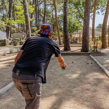 Kamp alanı Flower Au Bois Des Biches